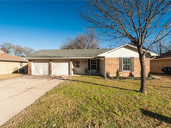 4th image of 3411 Meadowlark Ln