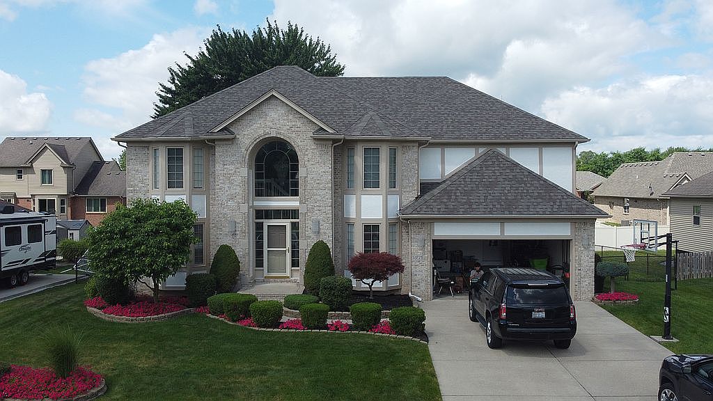 53721 Hubs Ln, Chesterfield, MI 48051 Zillow