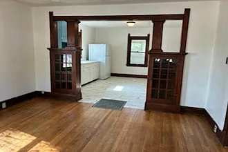 425 W Apache Ave — Photo 11