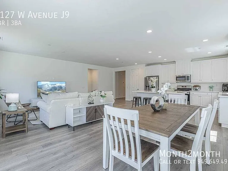 6127 W Avenue J9 — Photo 3