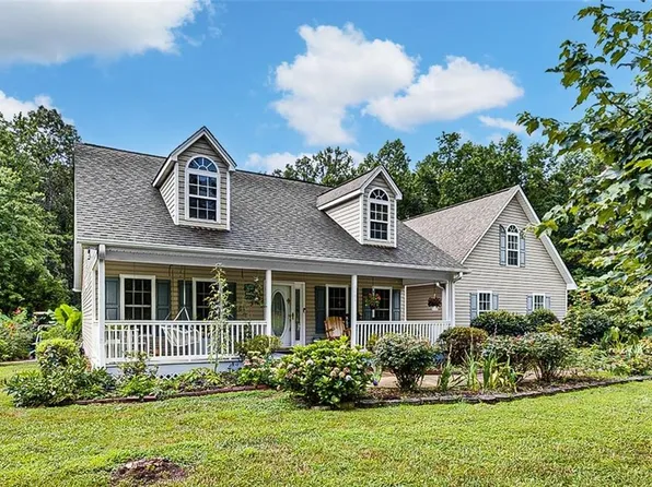 1166 Cedar Wood Pl, Asheboro, NC 27203