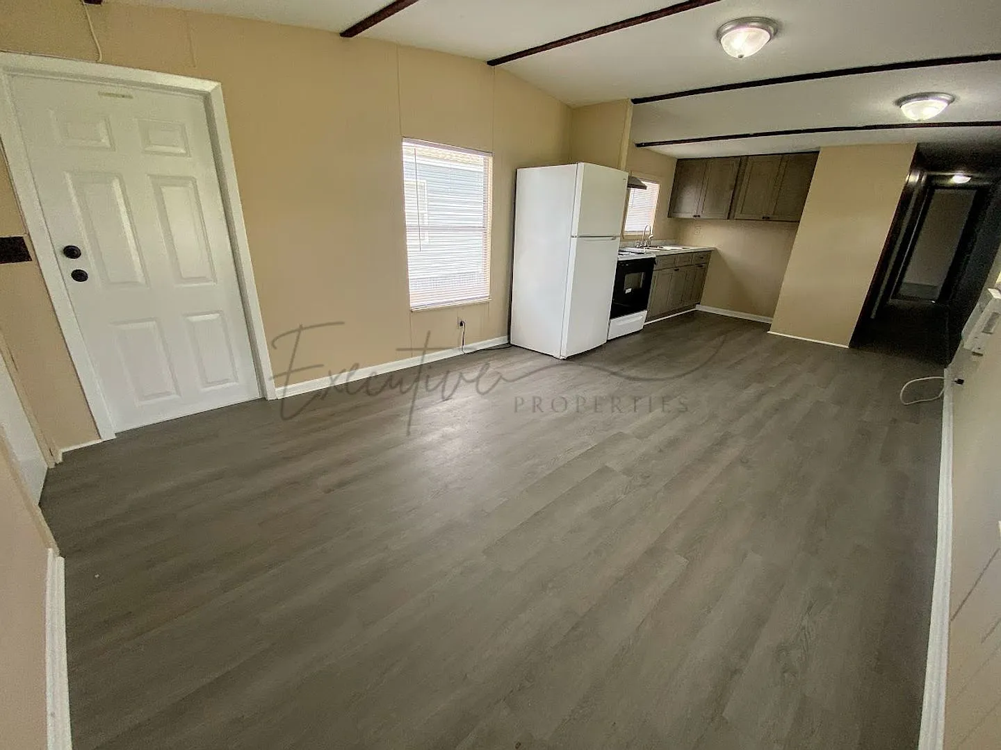 3-Bed Mobile Home | Water, Trash & Lawn Care Included! — Photo 3