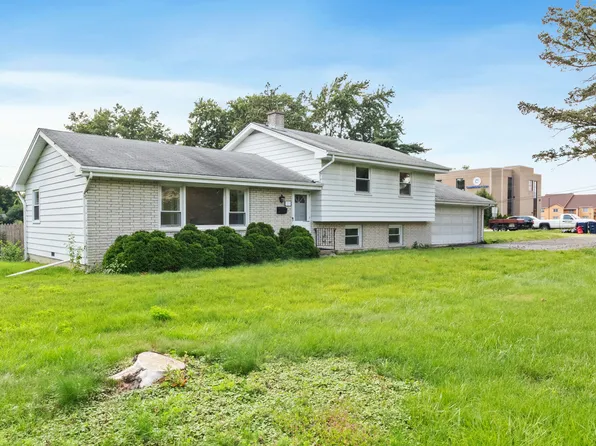 123 Ogden Ave, Clarendon Hills, IL 60514