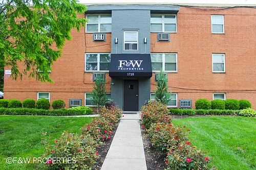 LongView Apartments Photo 1