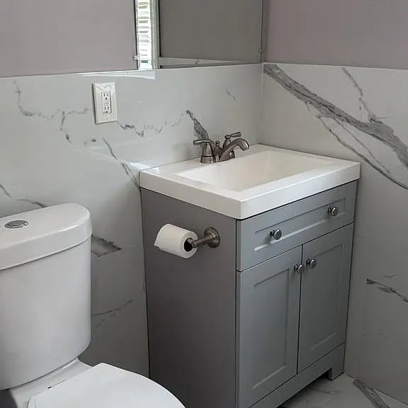 101 W Buck St #A — Photo 6