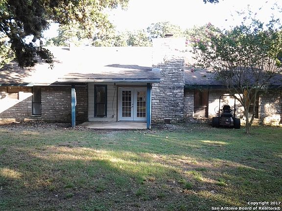 2nd image of 226 Bentwood Dr