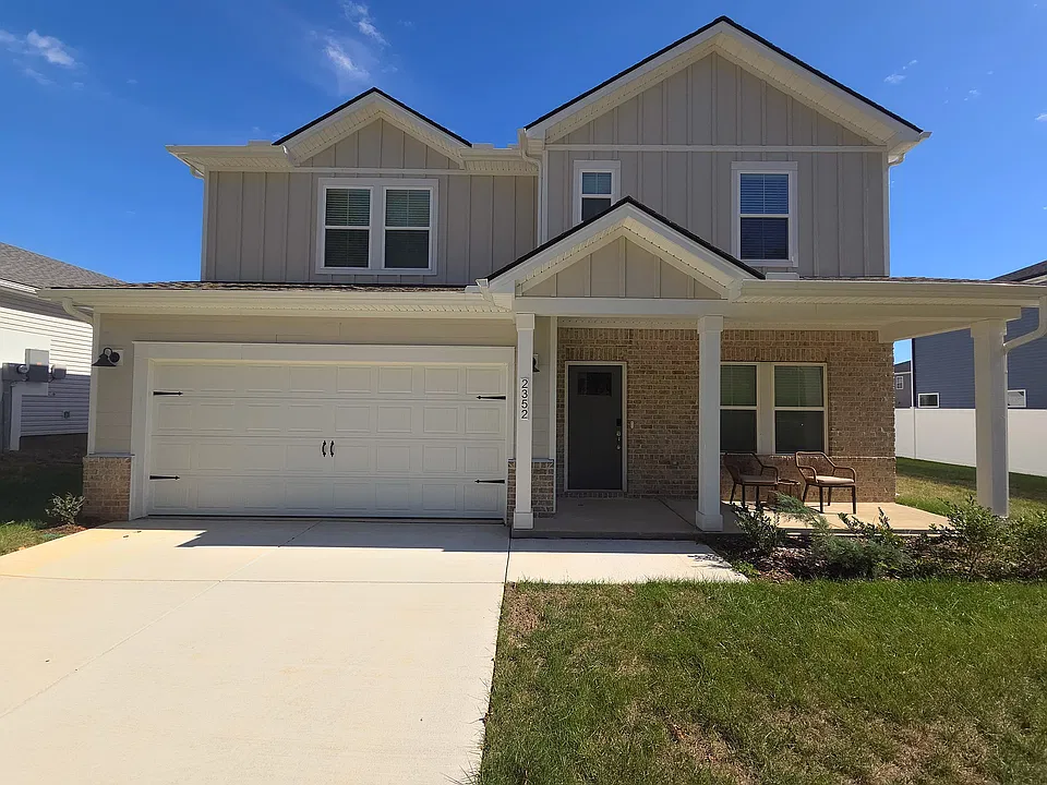 2352 Woodmeadow Dr