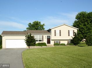 595 Footpath Ct, Westminster, MD 21158