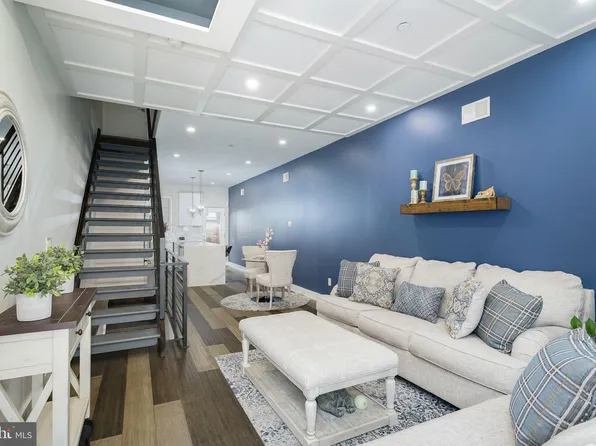 612 McClellan St, Philadelphia, PA 19148