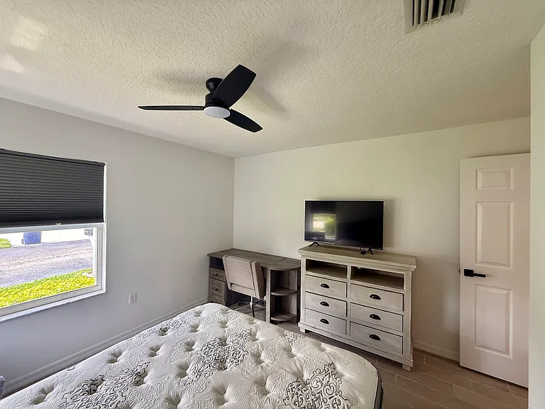 1608 Fairway Oaks Dr — Photo 23