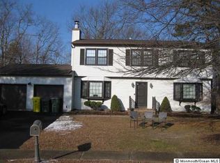 1142 Tiffany Ln, Lakewood, NJ