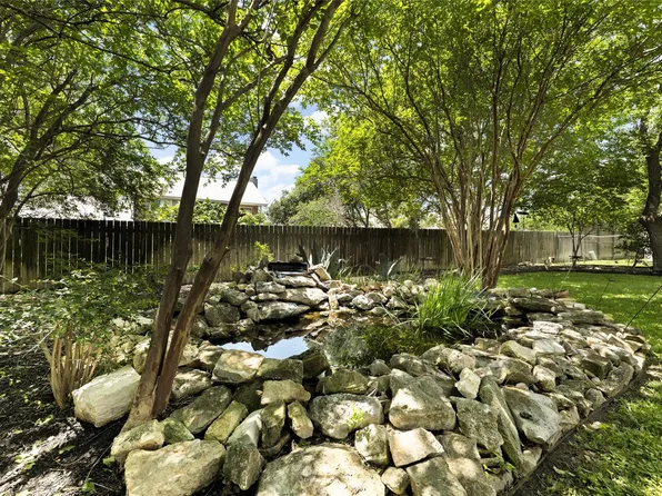 3805 Carmel Dr, Round Rock, TX 78681