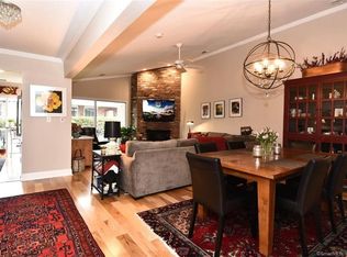 74 Southport Woods Dr, Southport, CT 06890