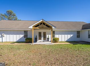 1796 Mergendollar Rd, Good Hope, GA 30641
