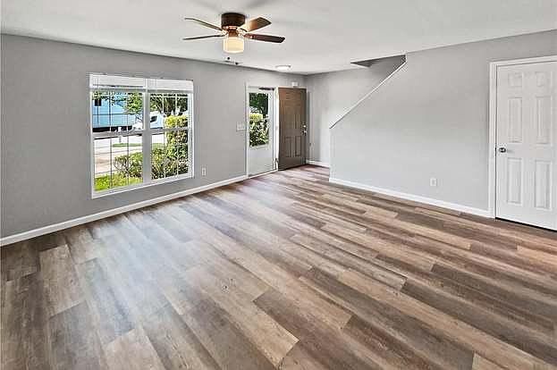 1st image of 5823 Strathmoor Manor Cir #B