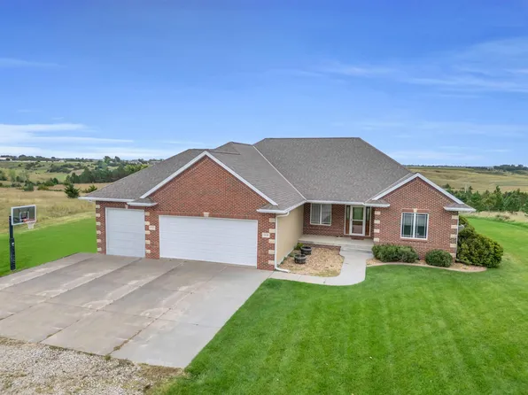 5690 Standage Pl, Kearney, NE 68845
