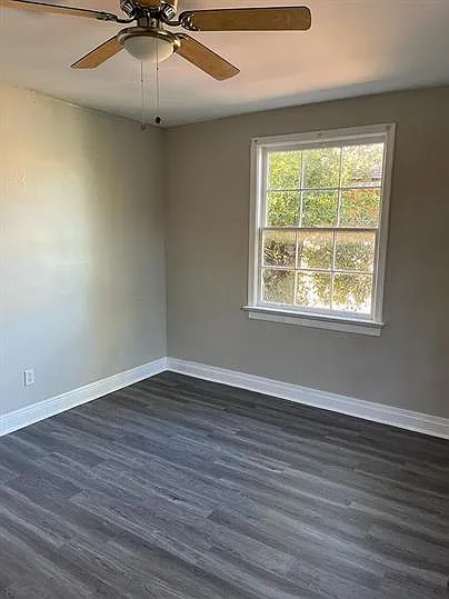 1715 Perry St #2-3-4 — Photo 10