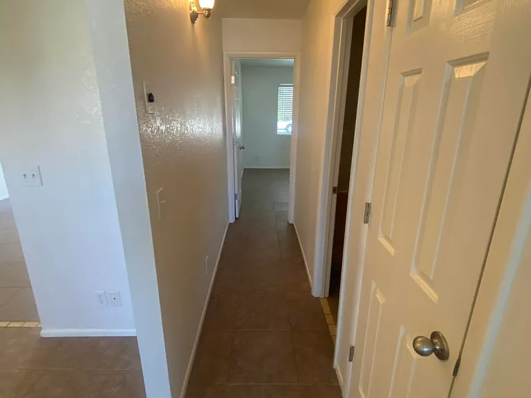 126 E Paula Cir #B — Photo 7