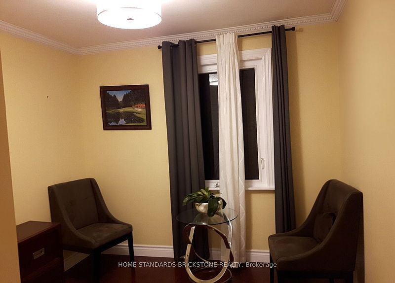 Toronto House for rent - 3 Bedrooms — photo 10