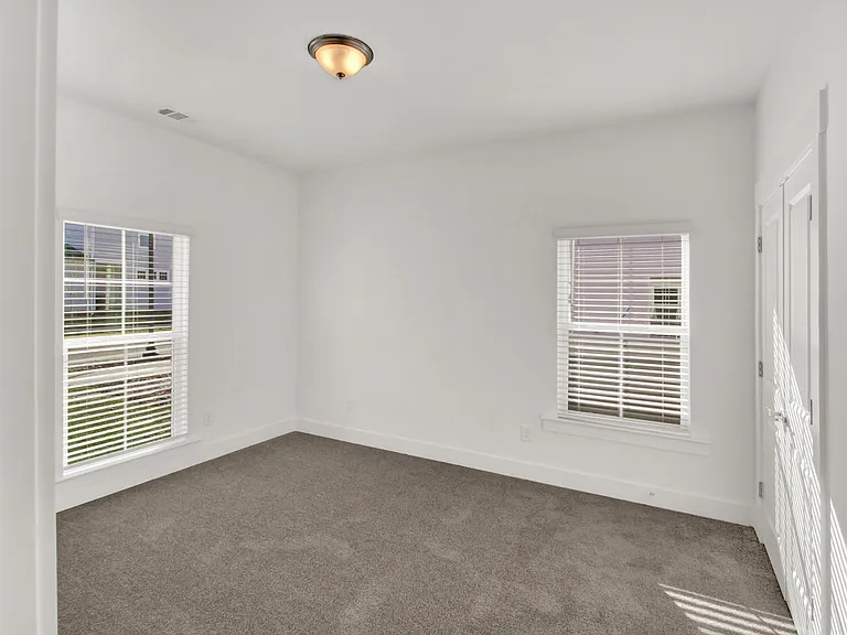 3018 Orangery Dr — Photo 7