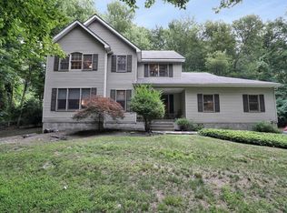 5 Cardinal Ct, Newburgh, NY 12550