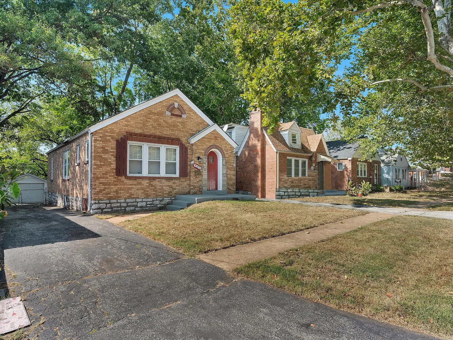2 bed, 1.5 bath, 984 sqft, $1,225 — Photo 4