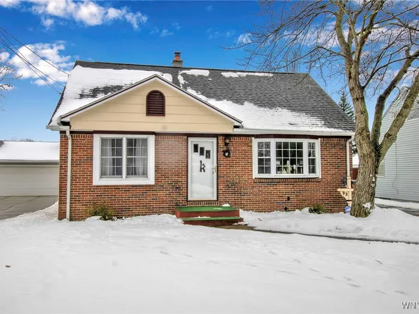 93 Wiesner Rd, Lackawanna, NY 14218