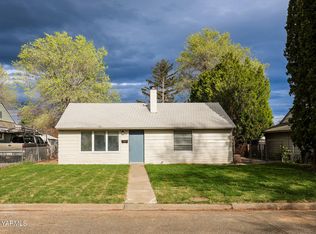 1319 S 11th Ave, Yakima, WA 98902