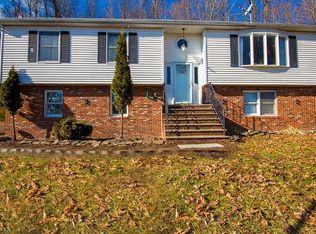 21 Dogwood Rd, Wantage, NJ 07461