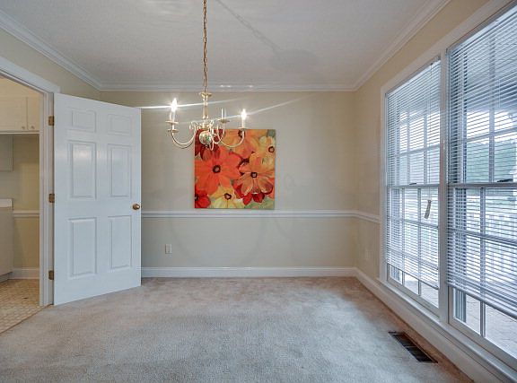 5th image of 1125 Culpepper Dr