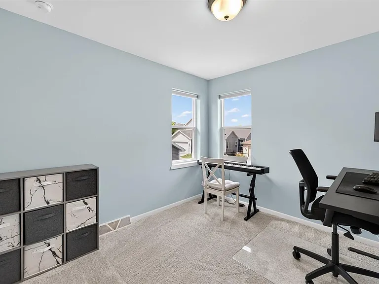 208 Sugar Maple Ln — Photo 11