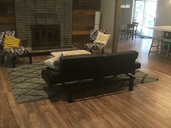 Great Room with Fireplace