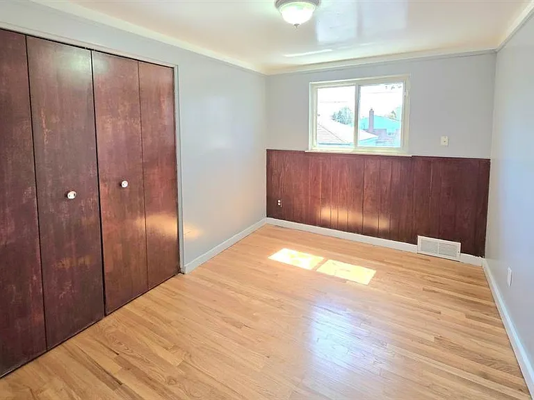 8340 Anna Ave — Photo 15