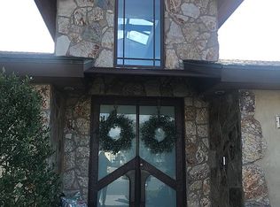 1607 Cornwall Ln, Newport Beach, CA 92660