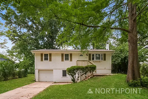 1502 McClellan Dr Photo 1