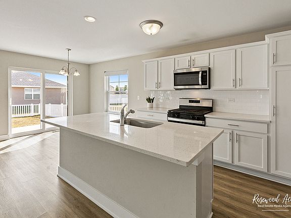 5th image of 602 Stone Mill Dr