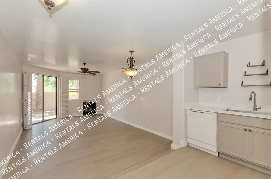 New Listing- Foothills location — Photo 3