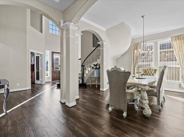 2414 Trocadero Ln, League City, TX 77573