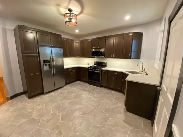 75 Bailey St, Dorchester Center, MA