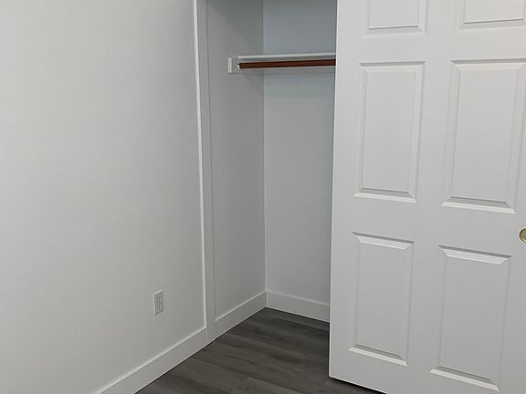 3rd image of 7618 Grassy Bank St