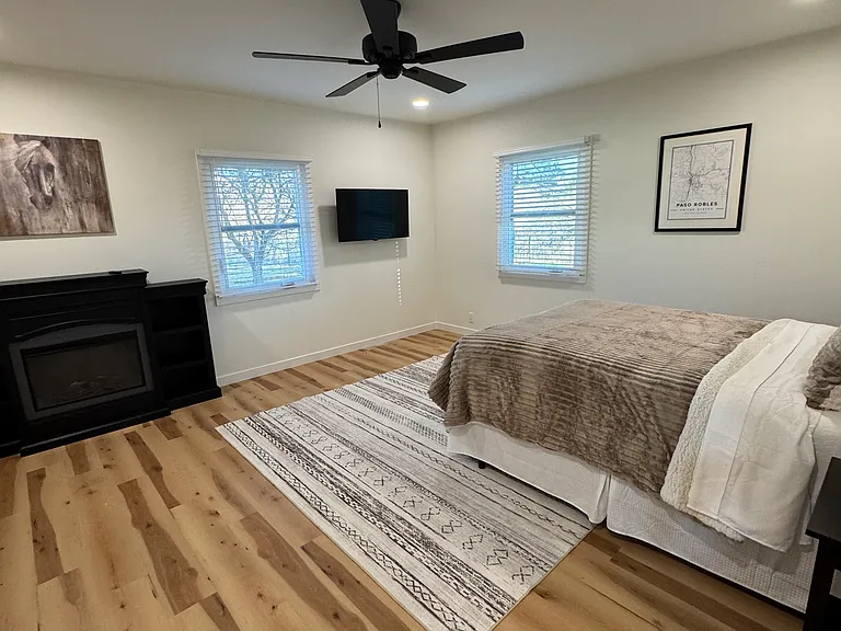 4170 Templeton Rd — Photo 3