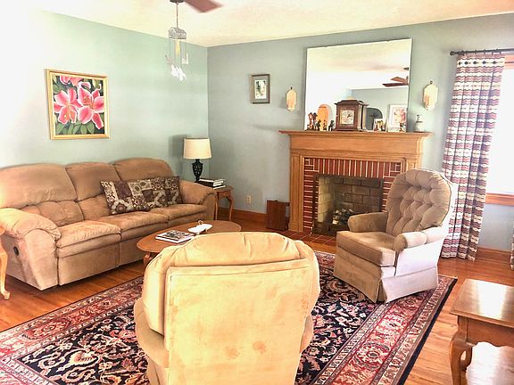 3rd image of 4029 Busath Ave