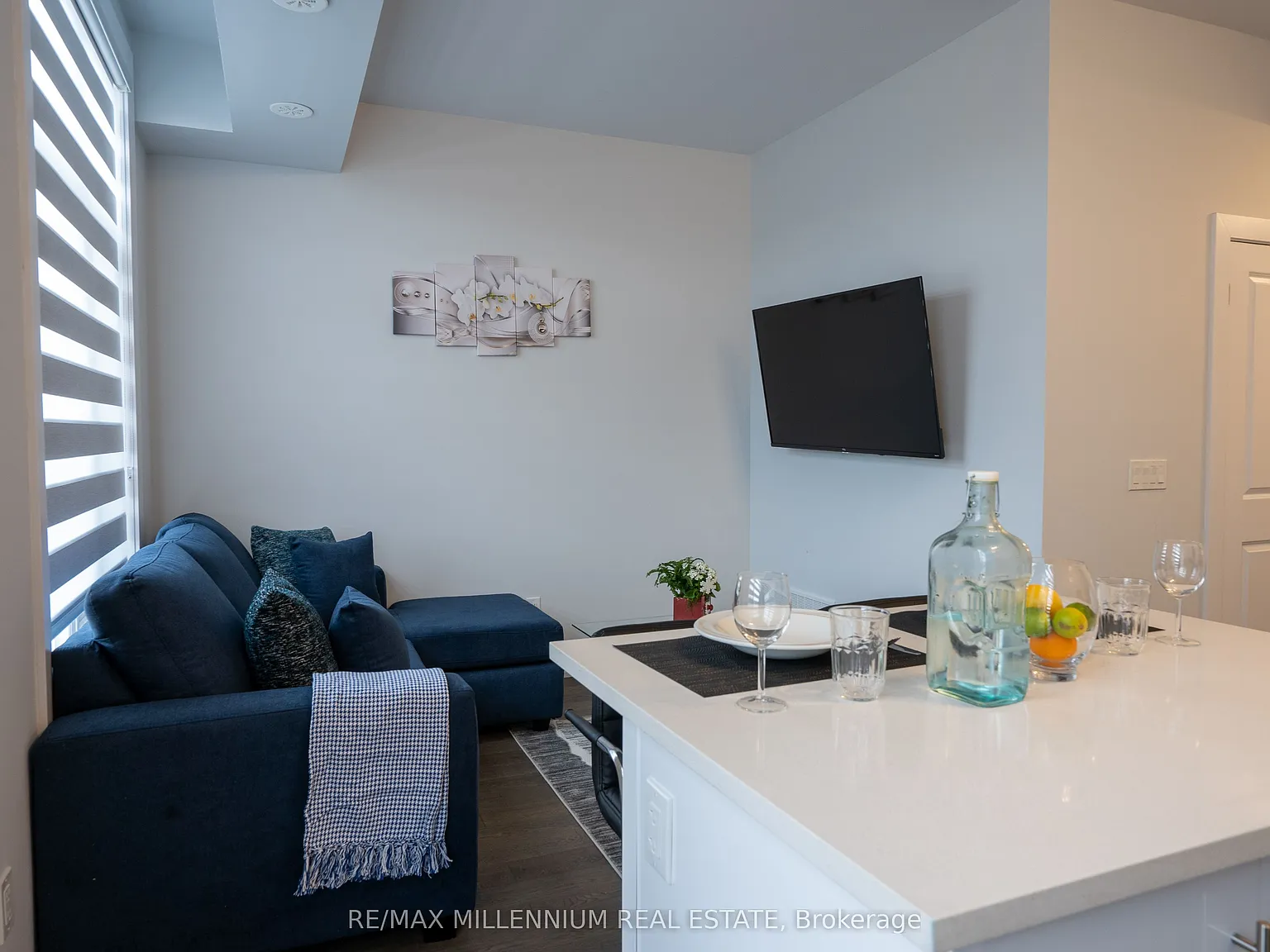 2 bed, $2,875 — Photo 3