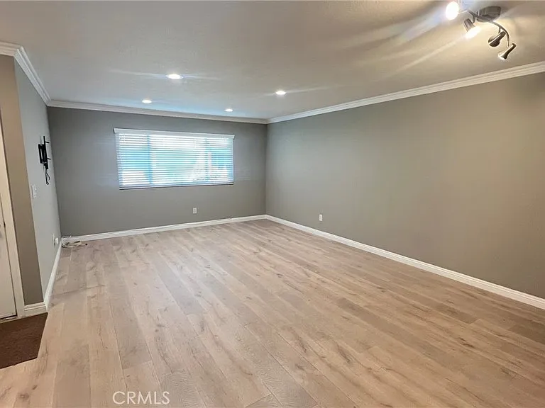 5578 Cajon Ave — Photo 4