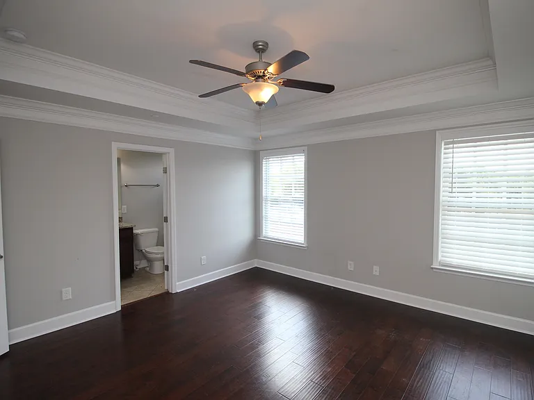 1031 Westhaven Blvd — Photo 23