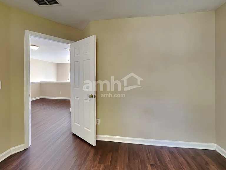 1852 Clear Springs Ln — Photo 20
