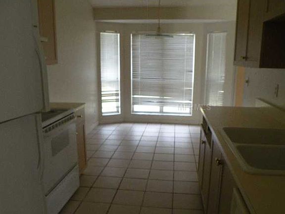 4th image of 1344 Deer Path Dr