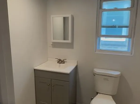 202 N Courtland St, East Stroudsburg, PA 18301