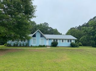 866 Adams Cir, Social Circle, GA 30025