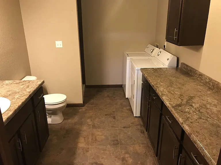 1120 Westwood St — Photo 3